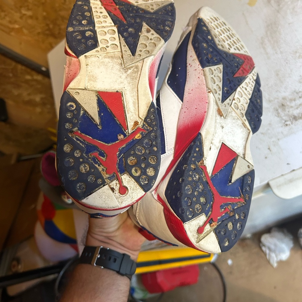 Jordan Athletic Shoes in White, Blue, and Red - Picture 6 of 6